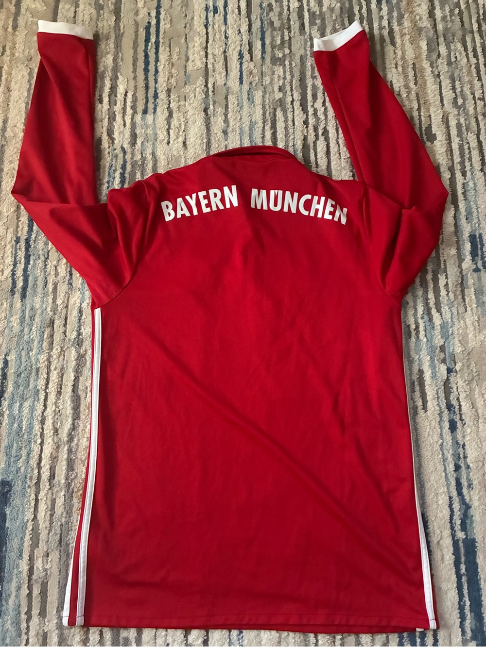 Bayern Munich Jersey Mens Medium Soccer Adidas Long Sleeve 2016 - Picture 2 of 8